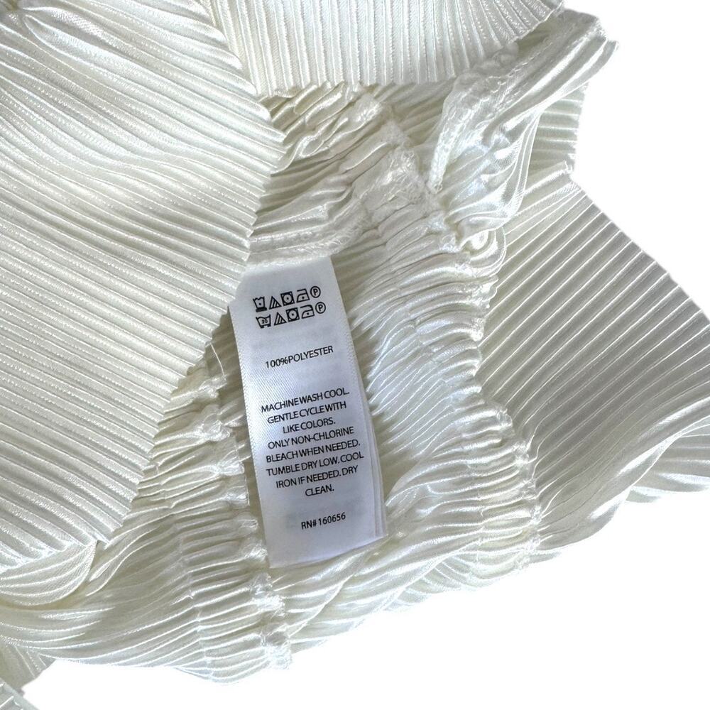 Sincerely Jules White Cropped Long Sleeve Top - Size Large - Picture 4 of 4